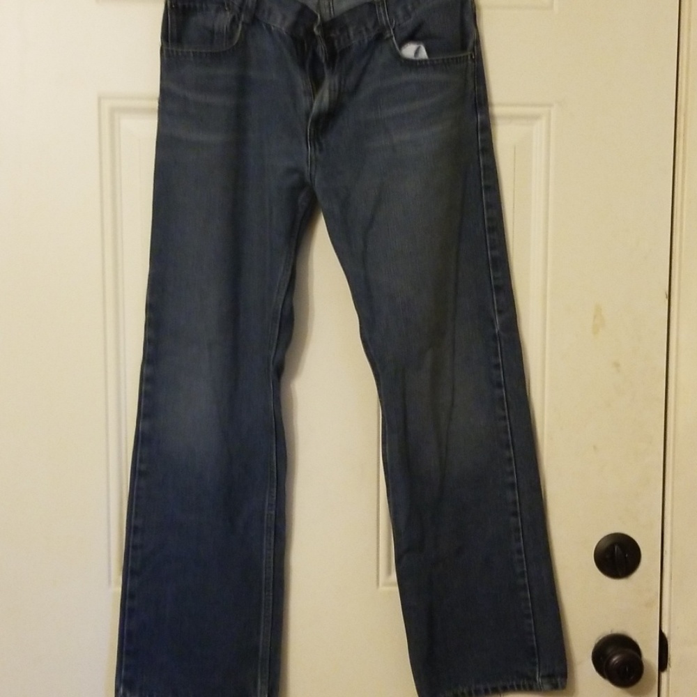 Levis